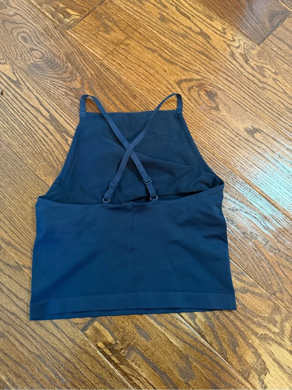 Gymshark Navy Cross-Back Crop Tank - Picture 2 of 3